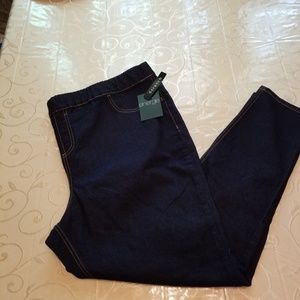 Stretch denim ankle jeans
